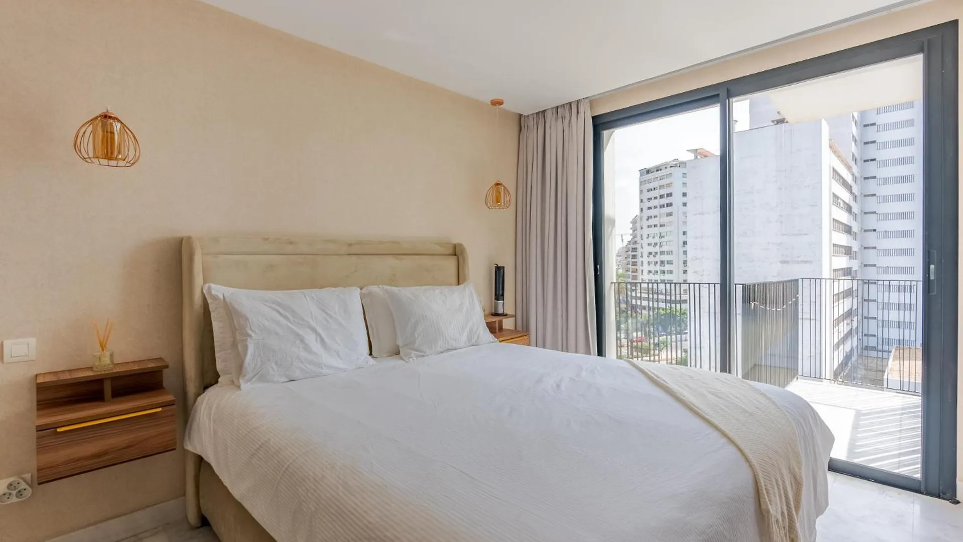 Luxury Apartment L Cinema Room L Hassan 2 View L Marina Mall L Casa Port Casablanca