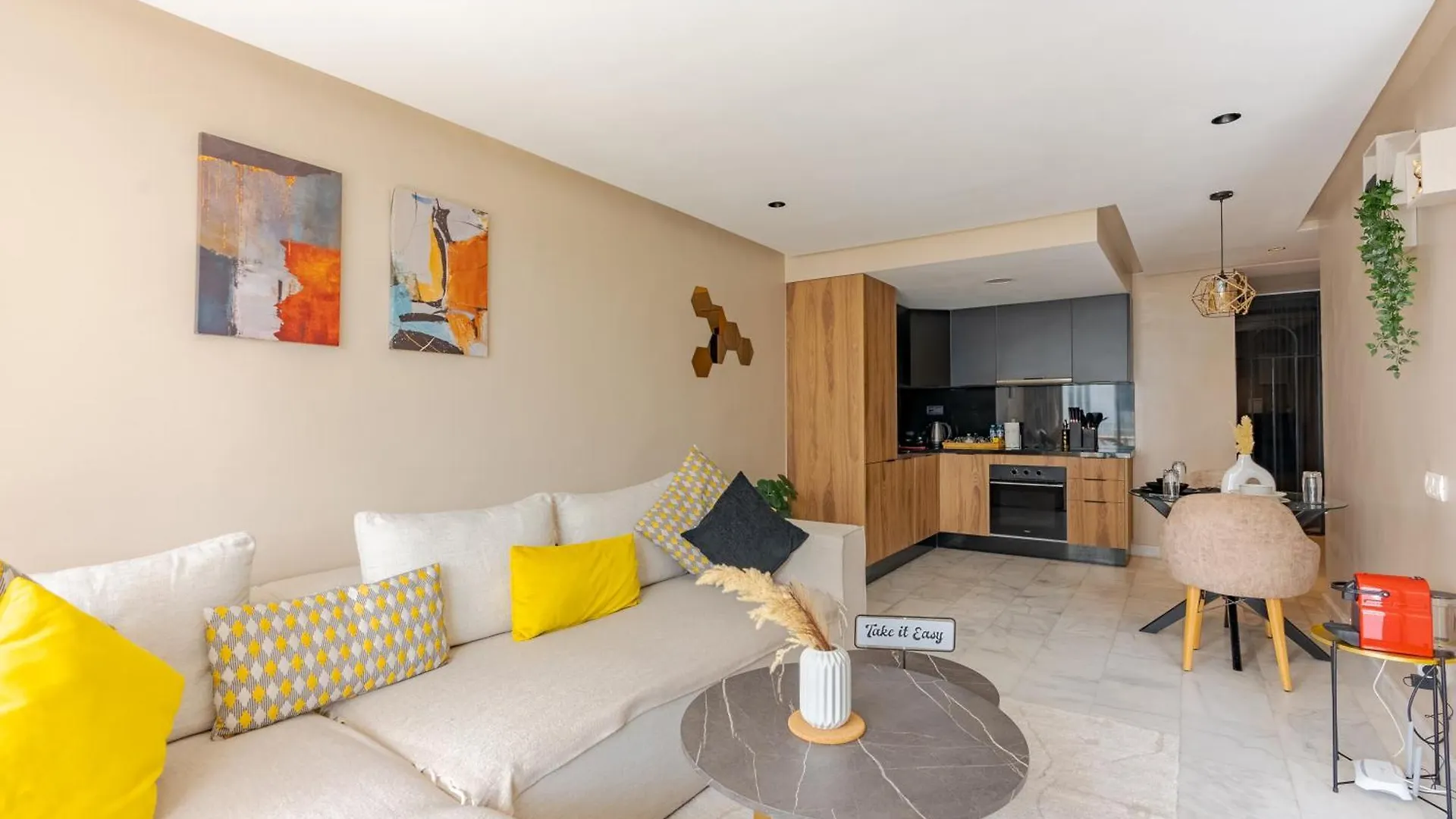 Luxury Apartment L Cinema Room L Hassan 2 View L Marina Mall L Casa Port Casablanca